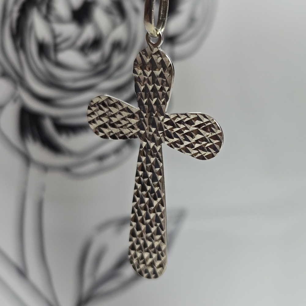 14K White Gold Cross Pendant